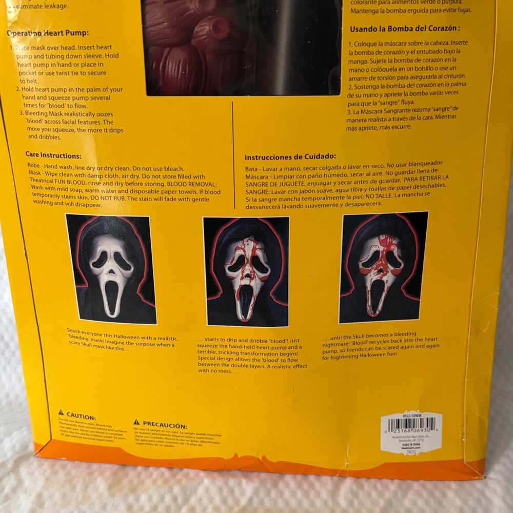 NIB Vintage Bleeding Scream Mask Walmart Exclusive Original Packaging - Picture 8 of 12